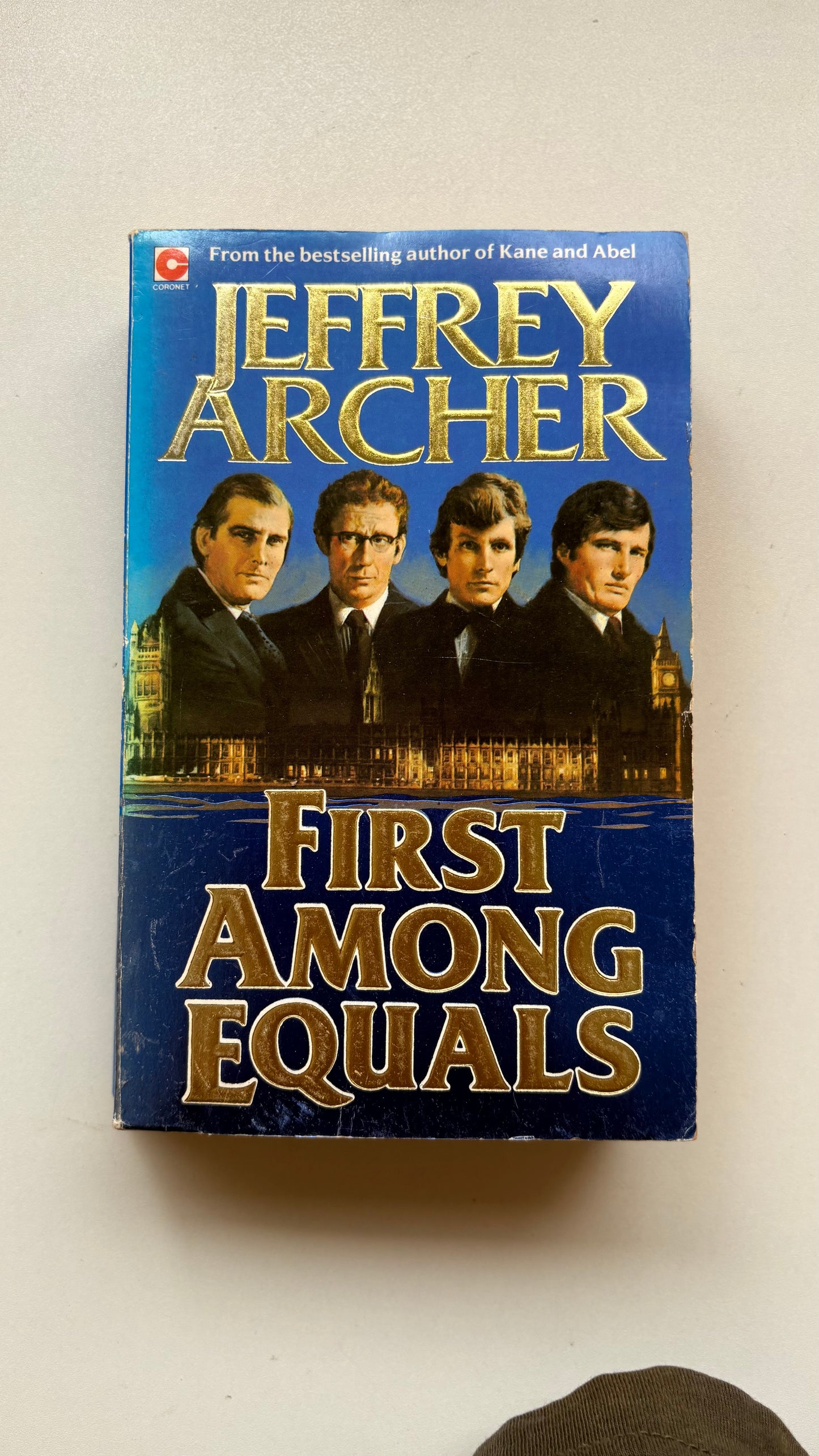 First among equals by Jeffrey Archer (Paperback)