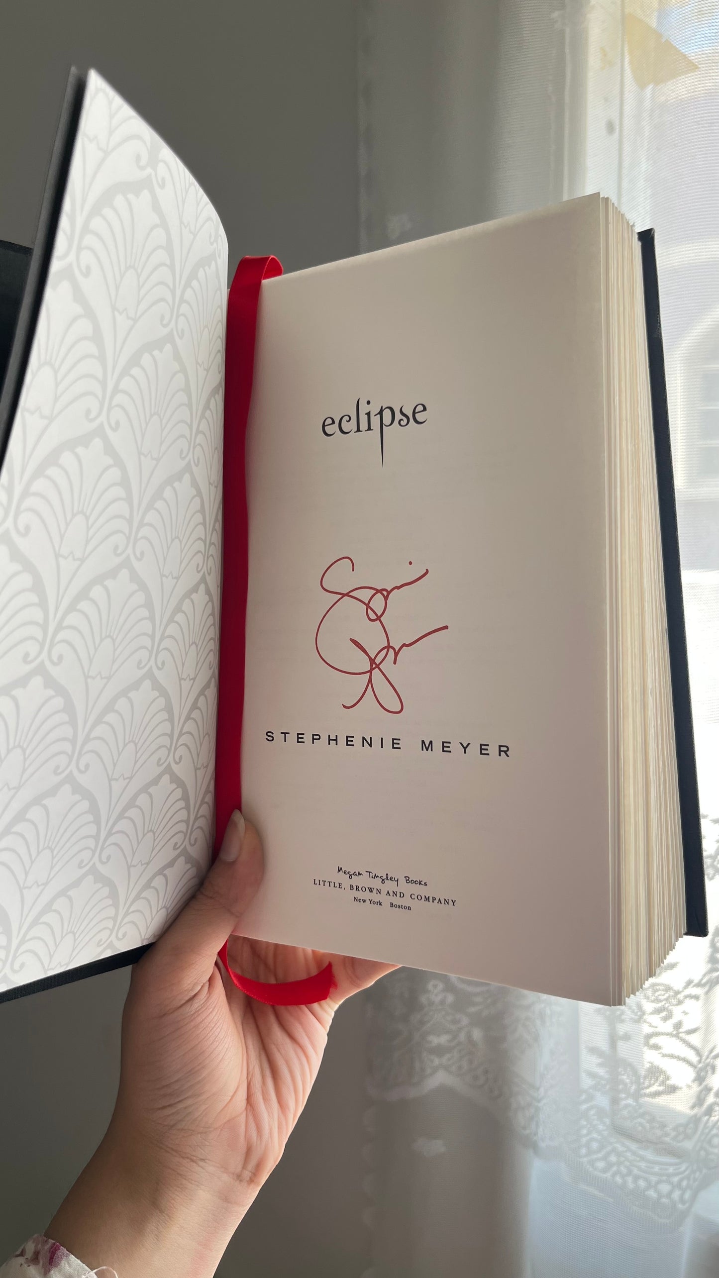 Signed - Eclipse by Stephanie Meyer (Hardcover)