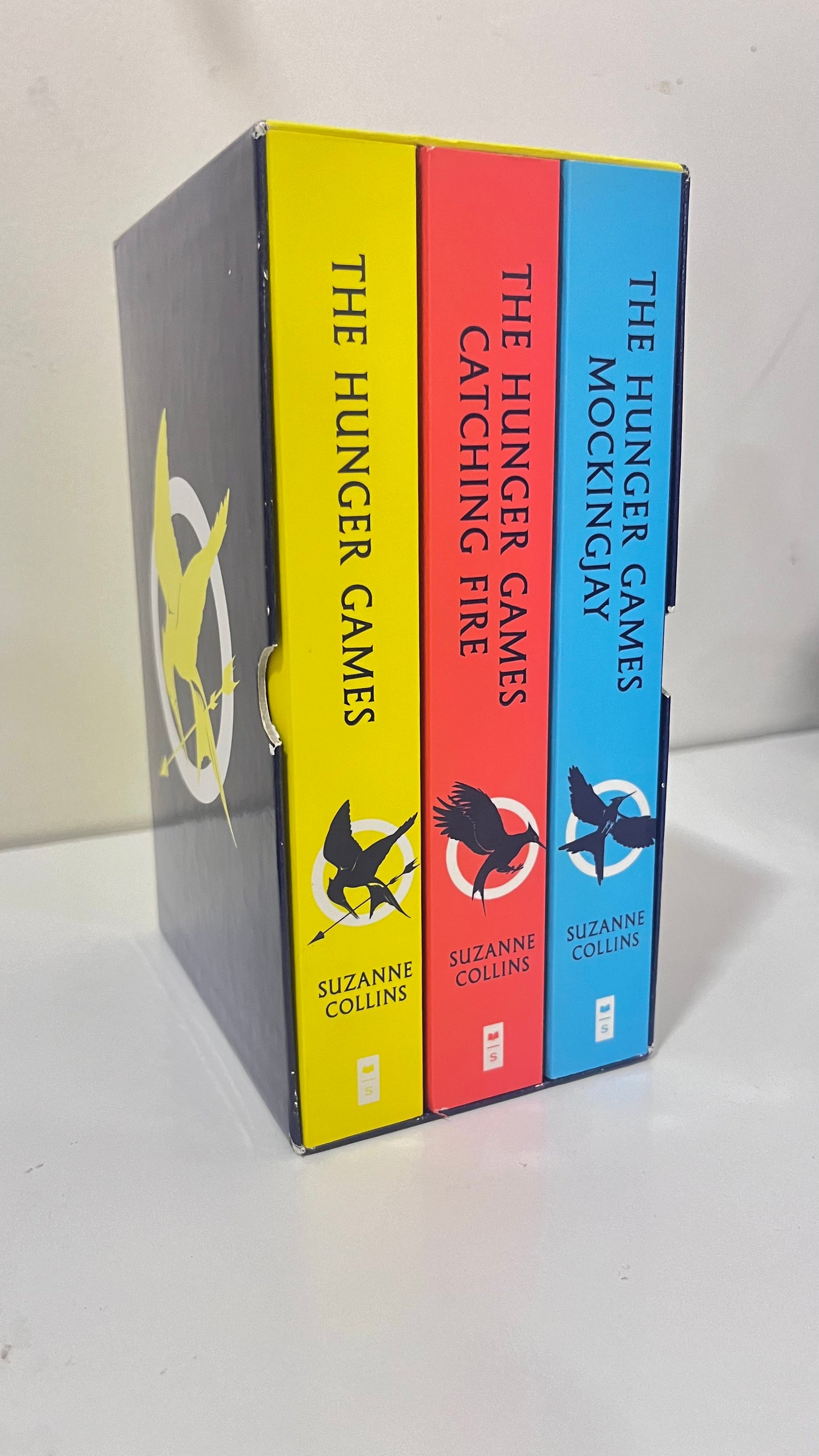 Hunger games Triology by Suzanne Collins (Paperback)