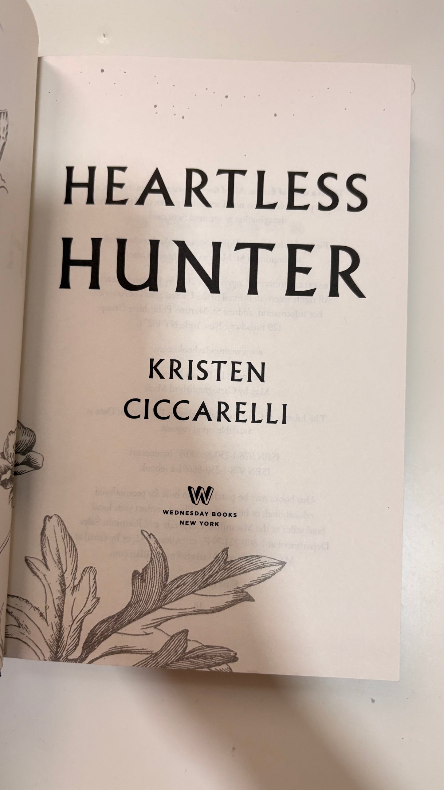 Heartless hunter by Kristen Ciccarelli (Hardcover)