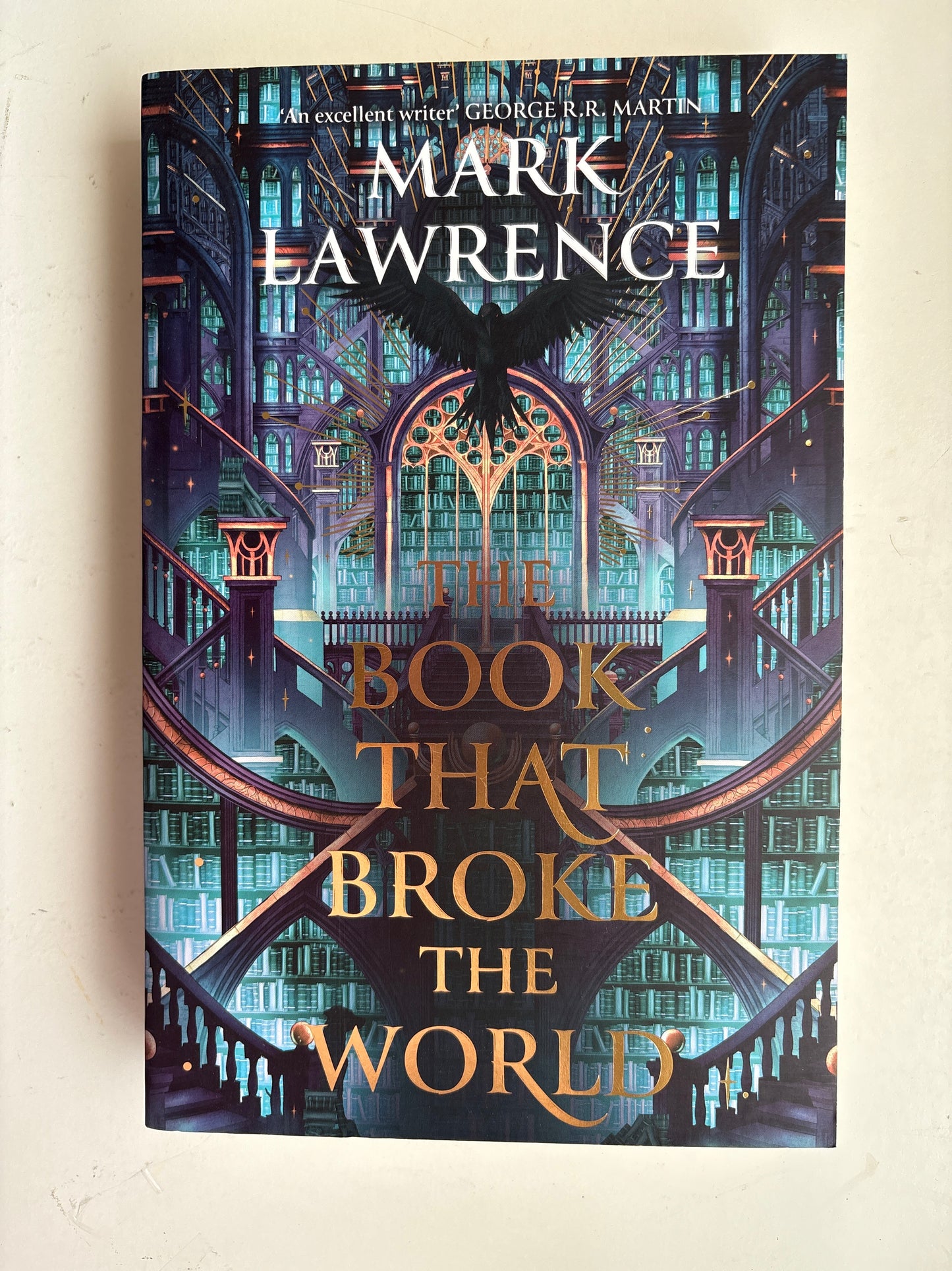 The Book That Broke The World By Mark Lawrence (Paperback)