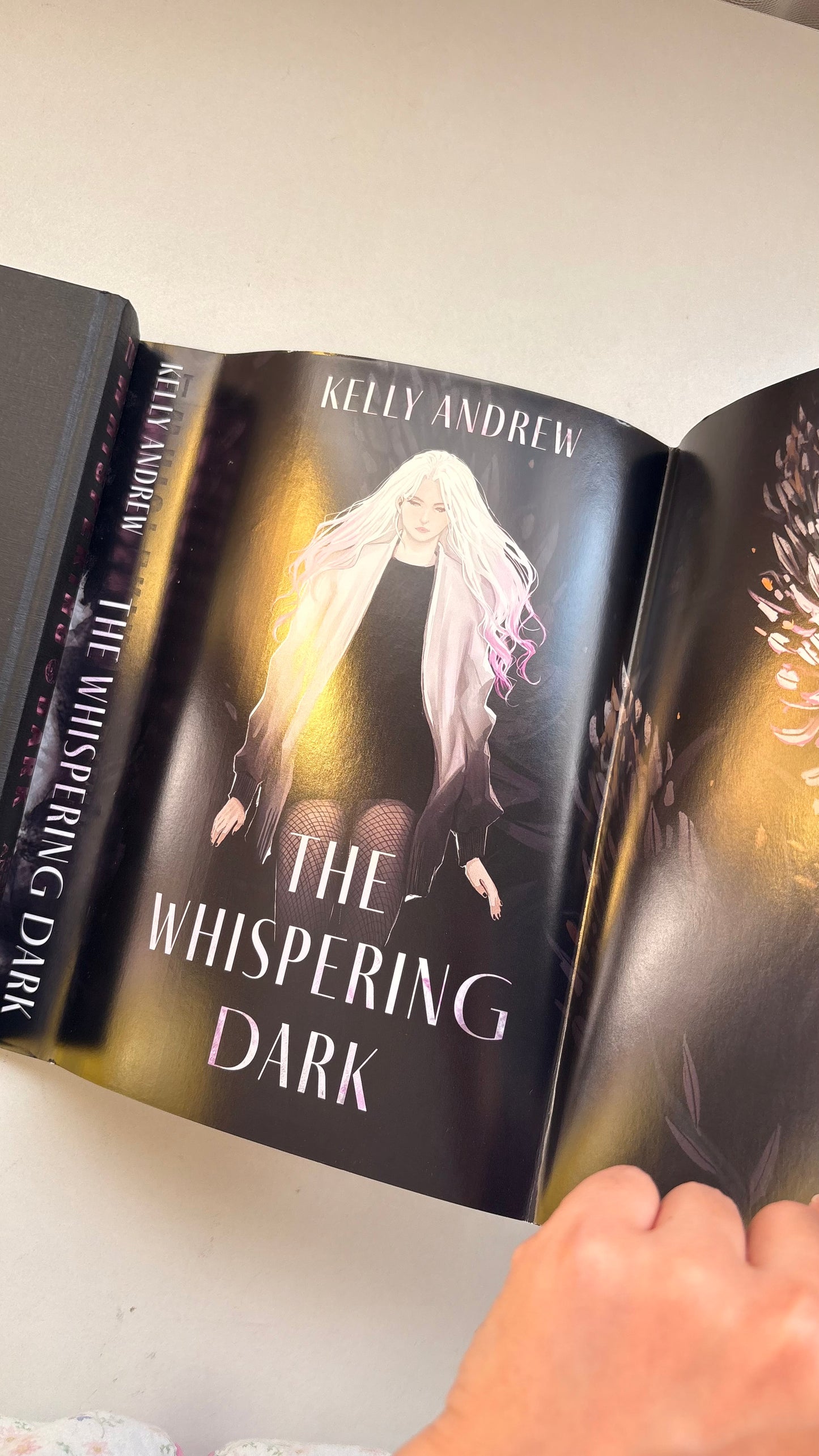 Illumicrate : The Whispering dark by Kelly Andrew (Hardcover)