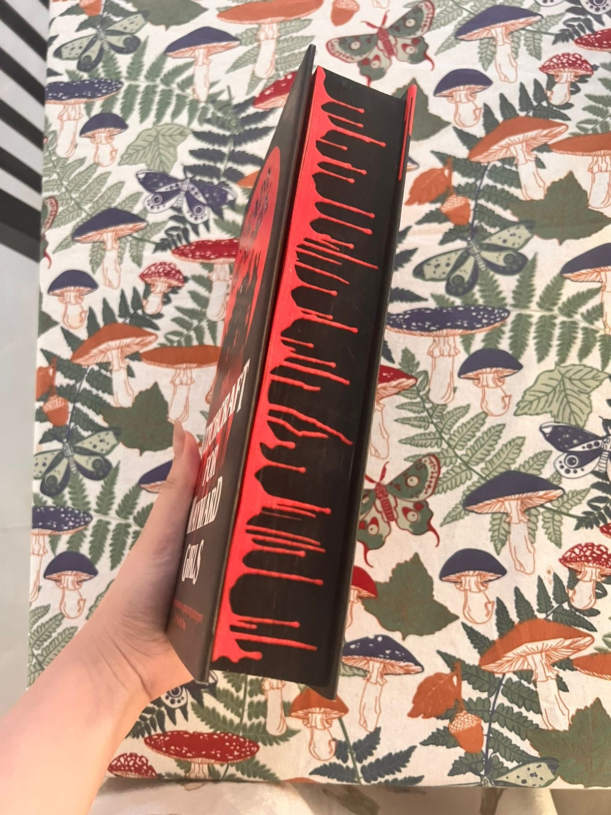 Witchcraft for Wayward girls (Hardcover)