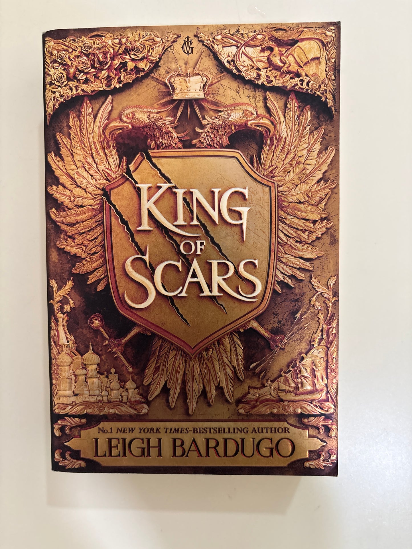 King of scars by Leigh Bardugo (Paperback)