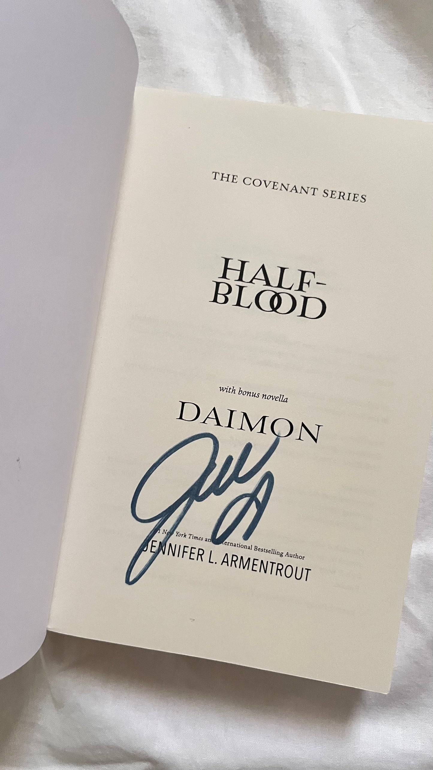 Signed- Half Blood By Jennifer Armentrout (Paperback)