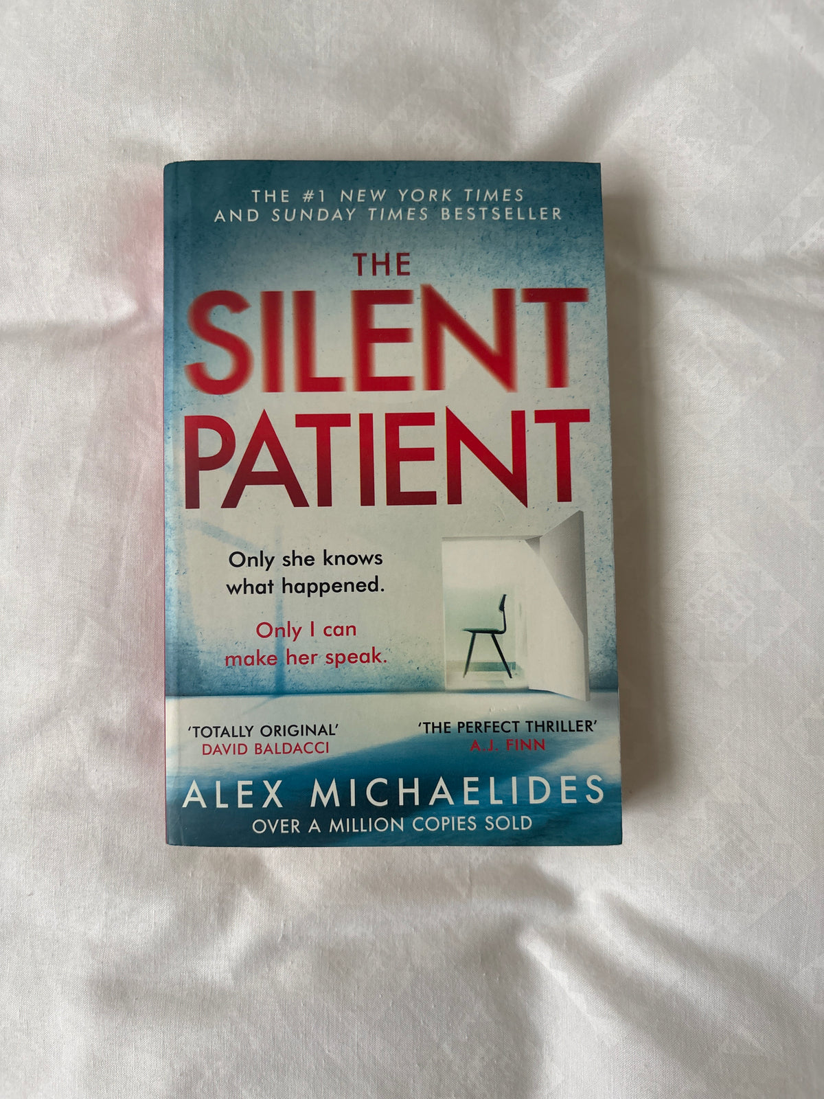 The silent patient by Alex Michaelides (Paperback)