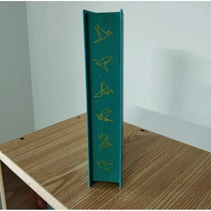 Collectors Edition: Restore me by Tahereh Mafi (Hardcover)