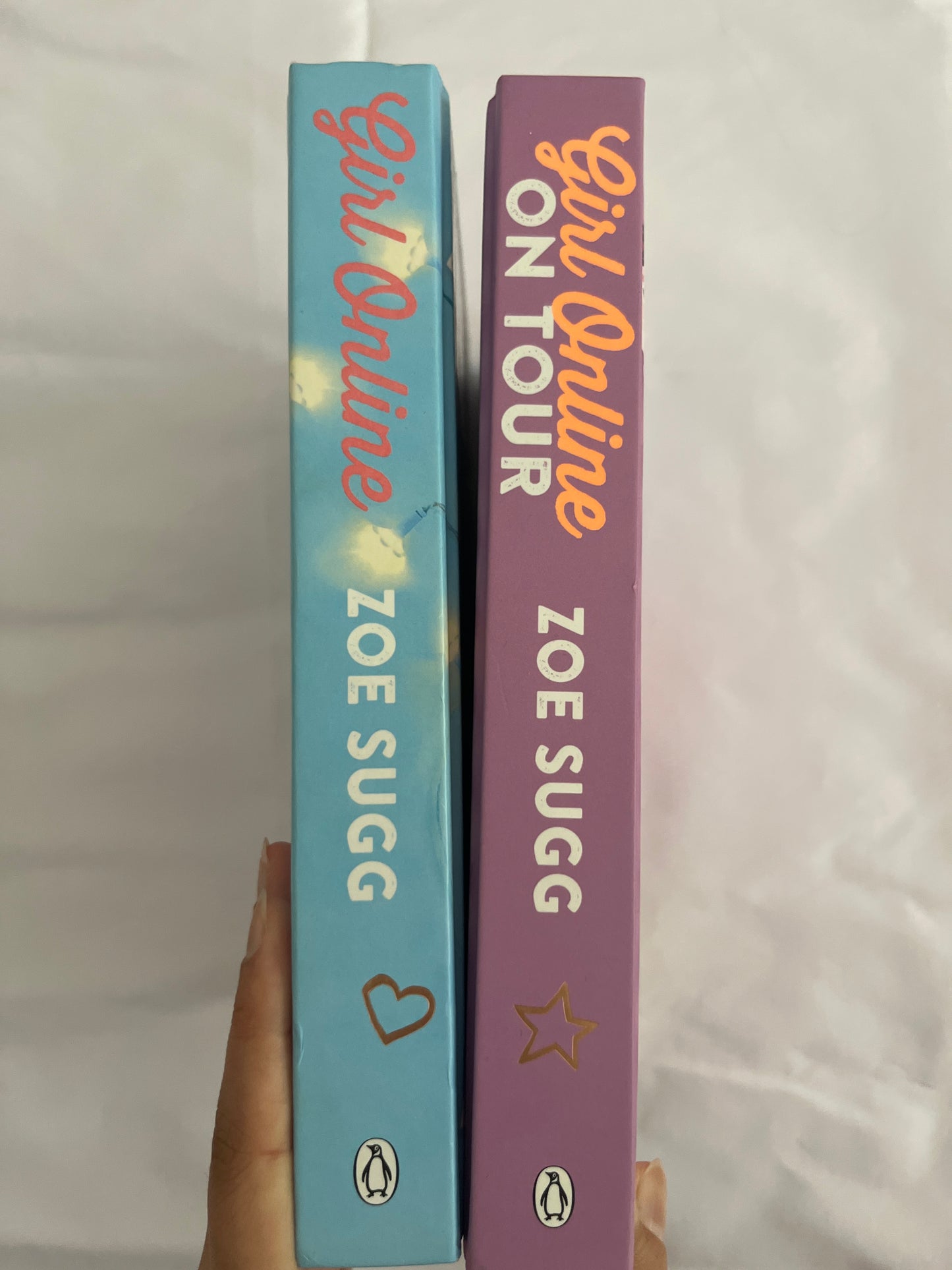 Girl online and girl on tour by Zoe Sugg (Hardcover)