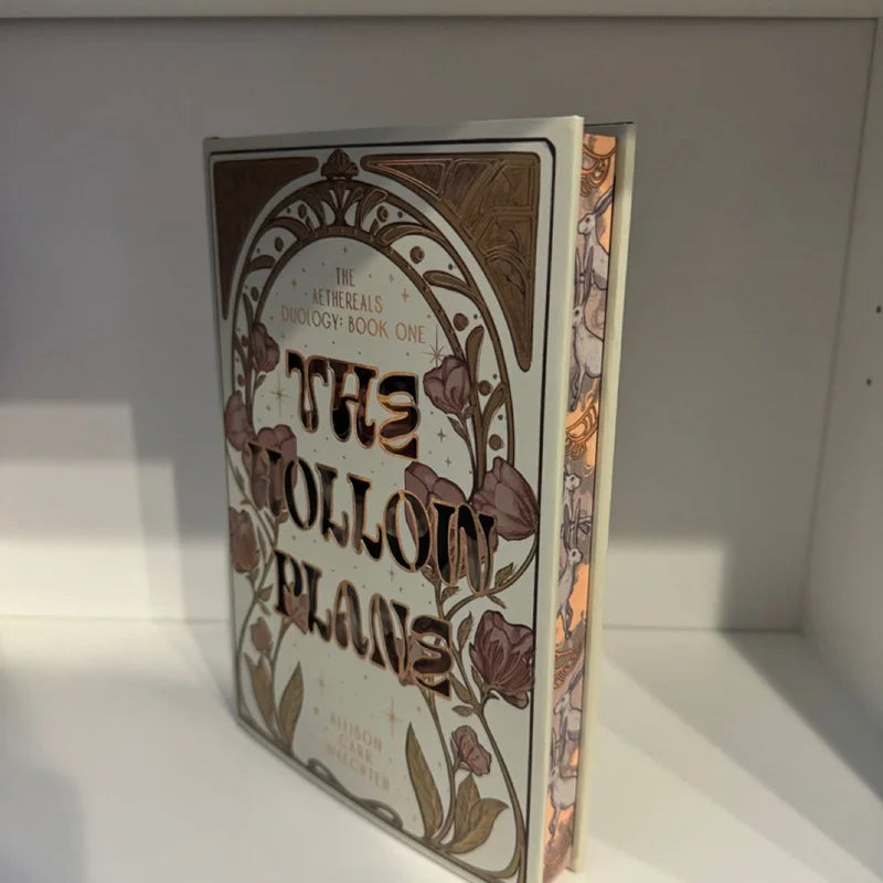 Bookish Box: the Hallow plane– Limited edition fantasy hardcover