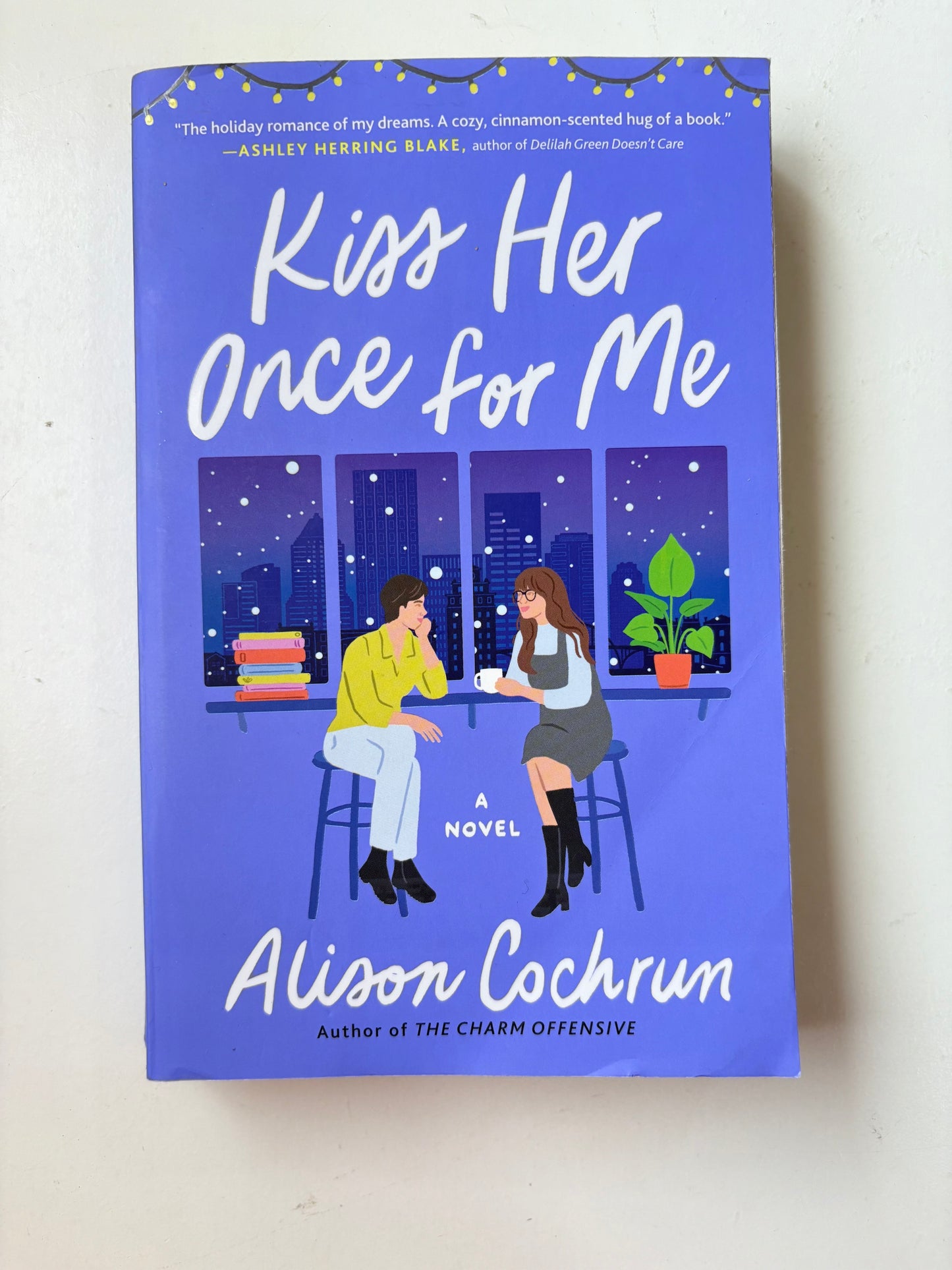Kiss Her Once For Me by Alison Cochrun (Paperback)