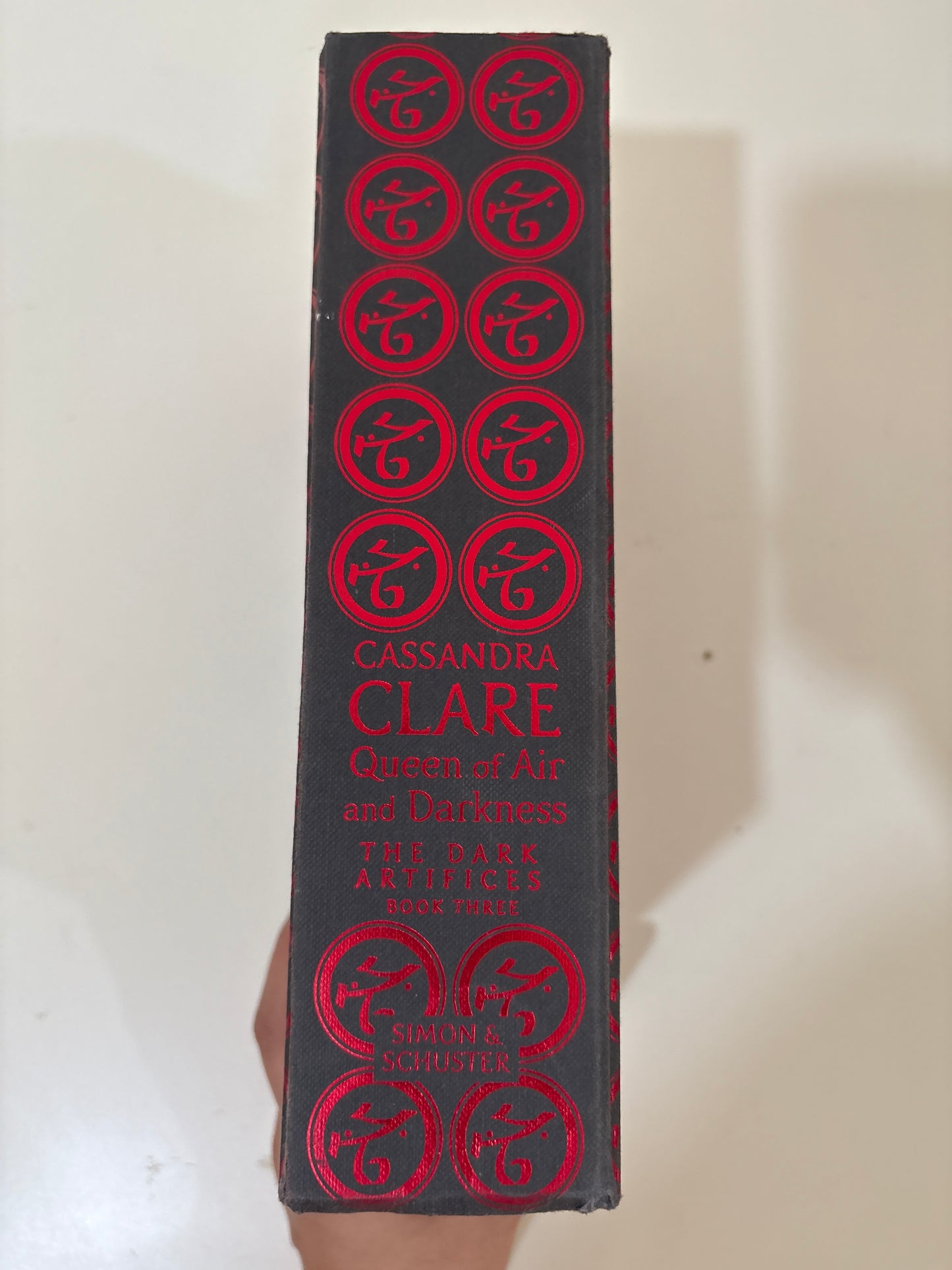 Queen of air and darkness by Cassandra Clare (Hardcover)