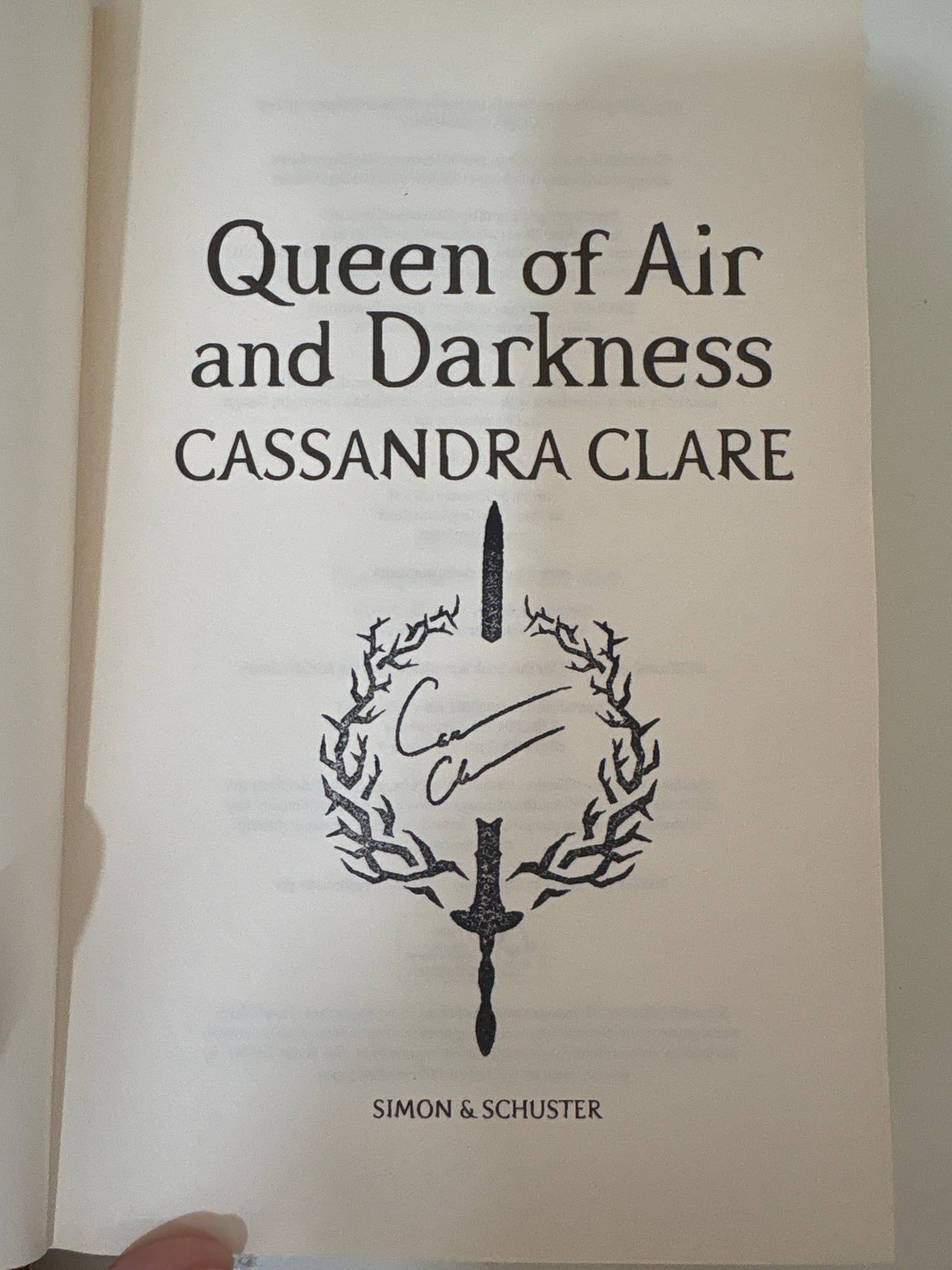 Queen of air and darkness by Cassandra Clare (Hardcover)
