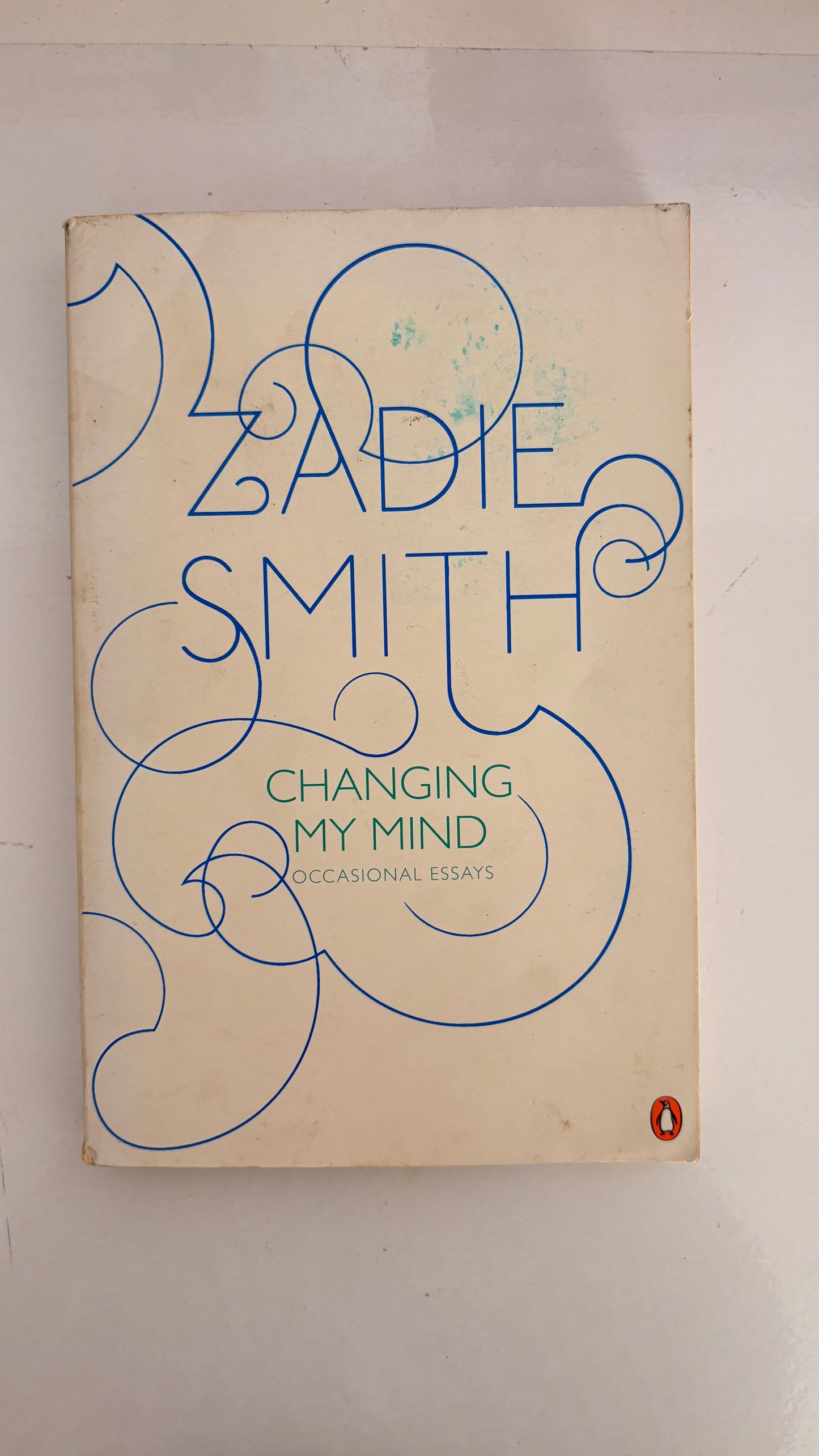 Changing my mind by Zadie Smith (Paperback)