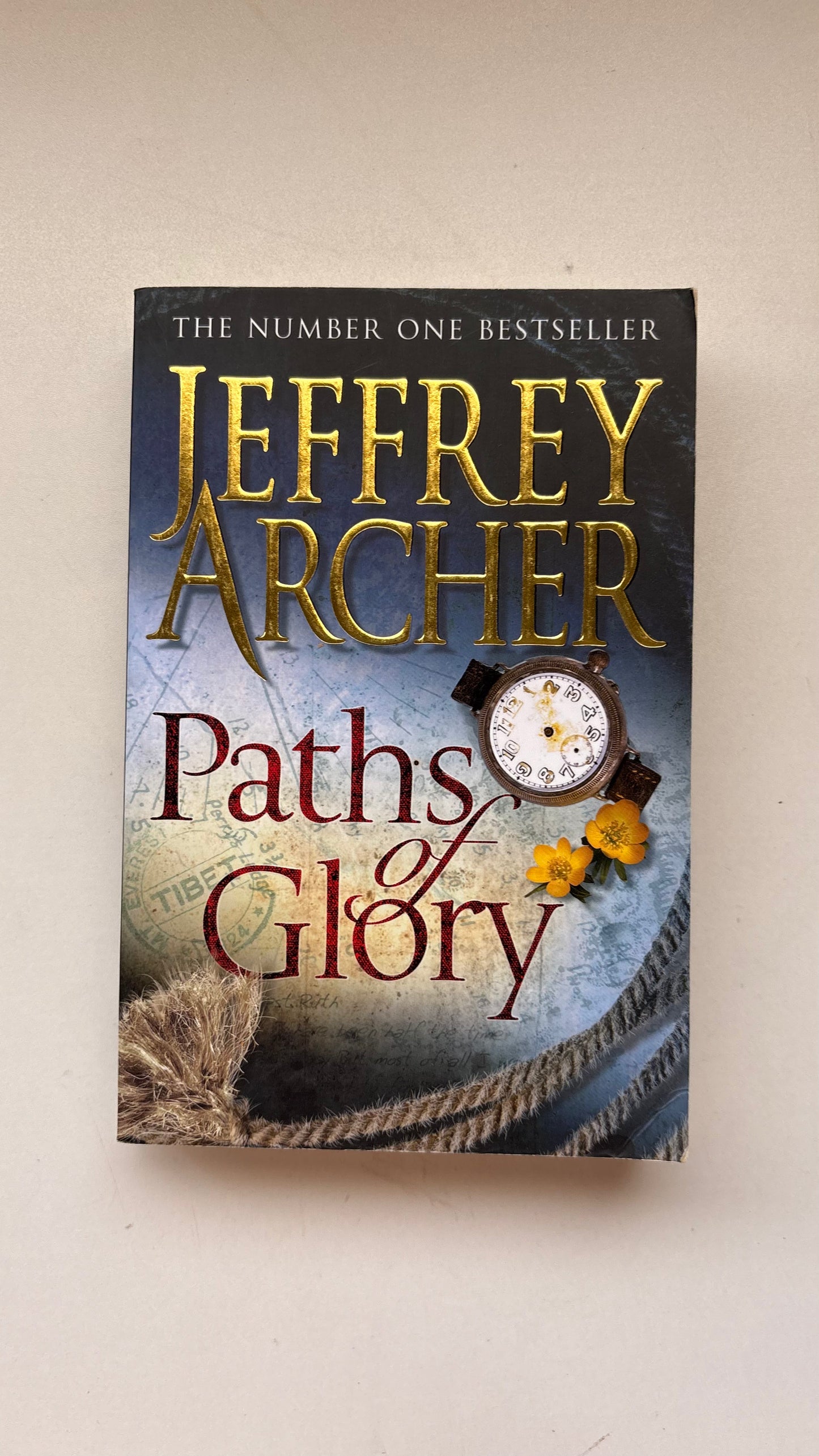 Paths of glory by Jeffrey Archer (Paperback)