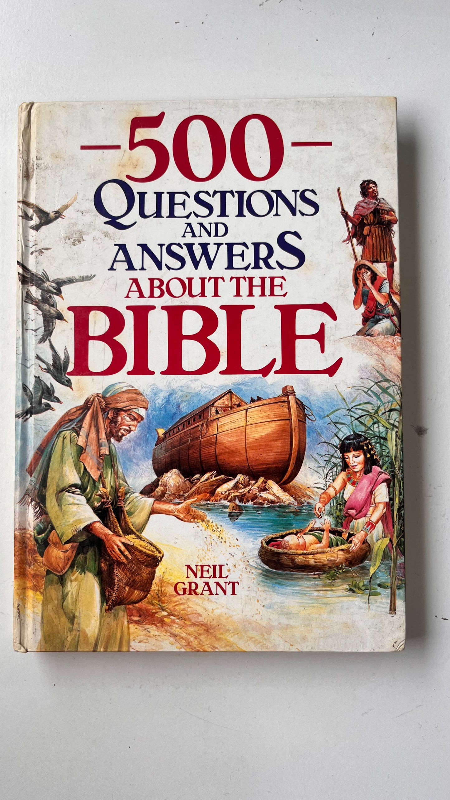 500 Questions and Answers About the Bible (Hardcover)