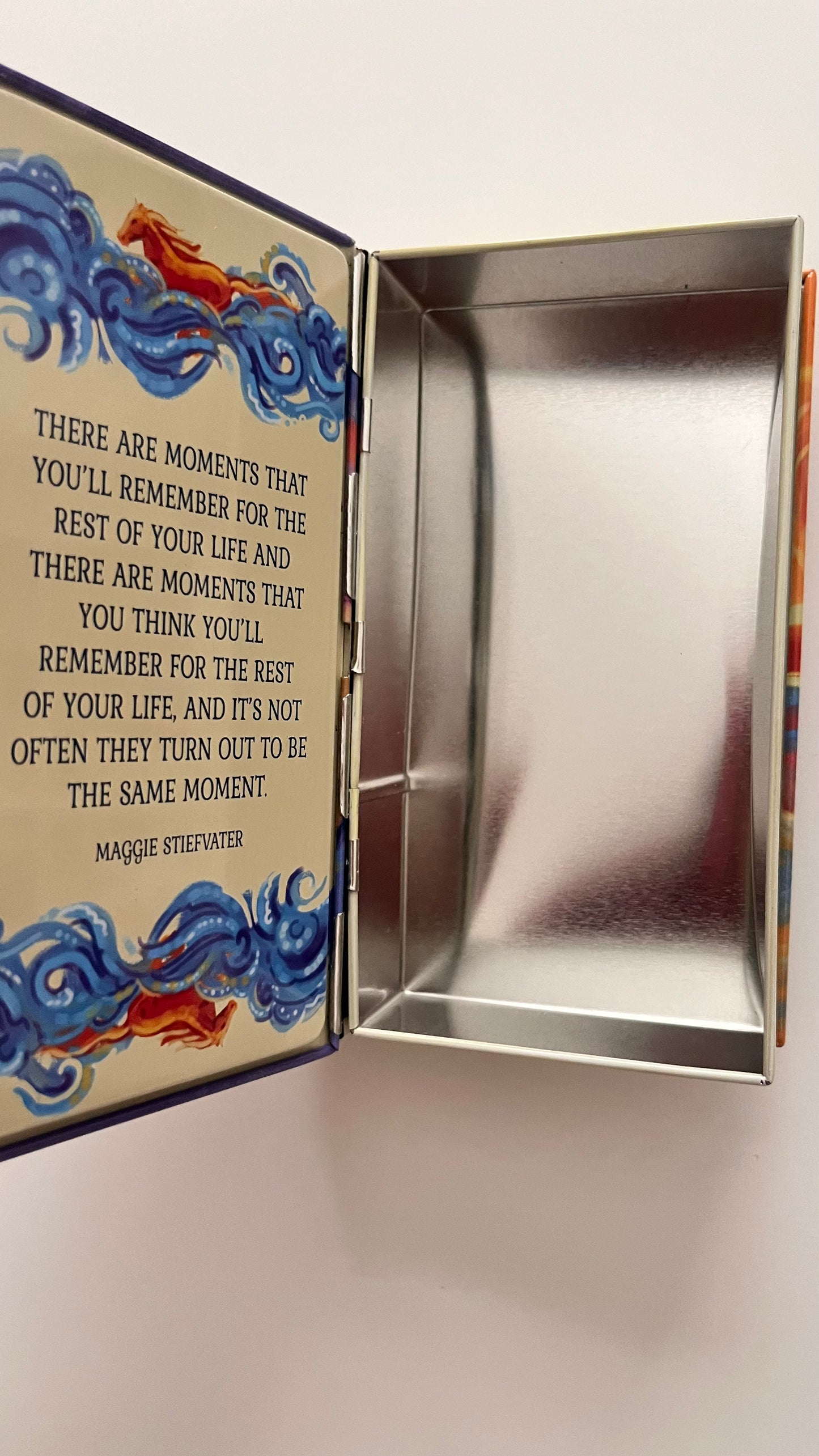 Illumicrate: The Scorpio Races (Tin Box)