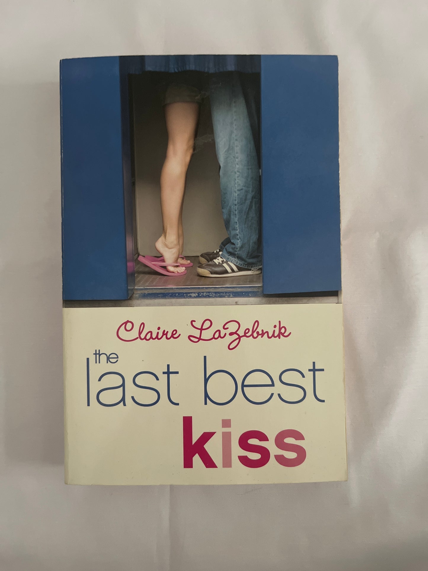 Cover of The Labest Kiss with cute typography and a high school-themed design.
