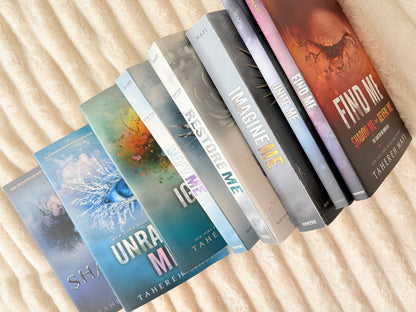 Shatter me series by Tahereh Mafi (Paperback)