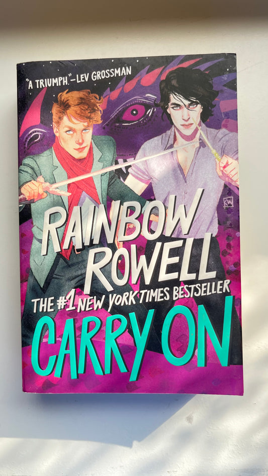 Carry on by Rainbow Rowell (Paperback)