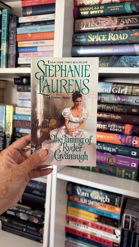 The taming of Ryder cavanaugh by Stephanie Laurens (paperback)