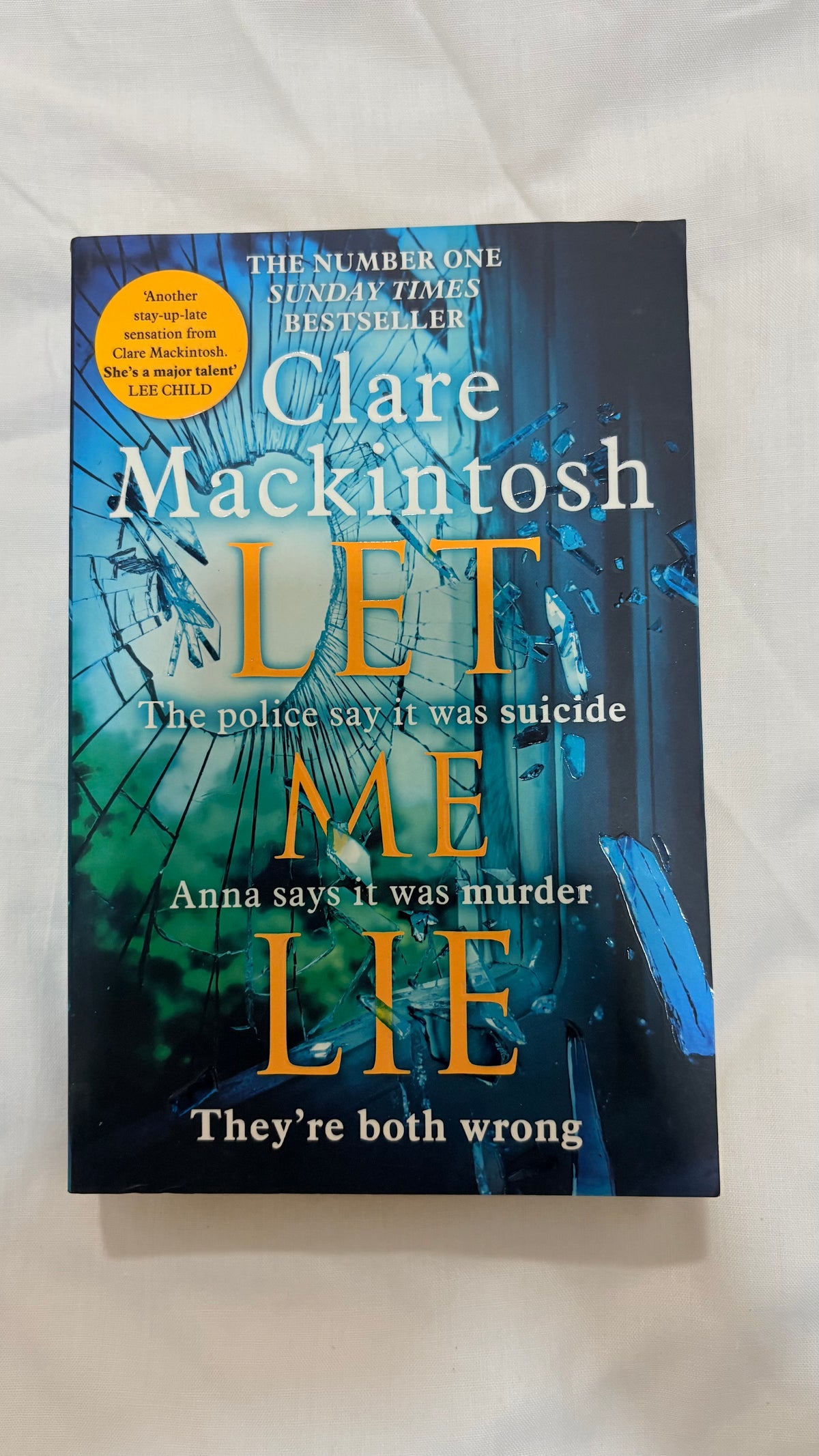 Let Me Lie by Clare Mackintosh (Paperback)