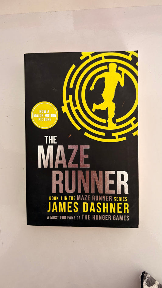 The maze runner by James Dashner (Paperback)