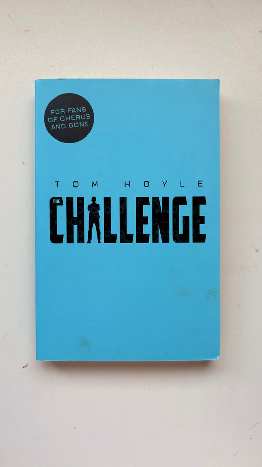 The challenge by Tom Hoyle (Paperback)