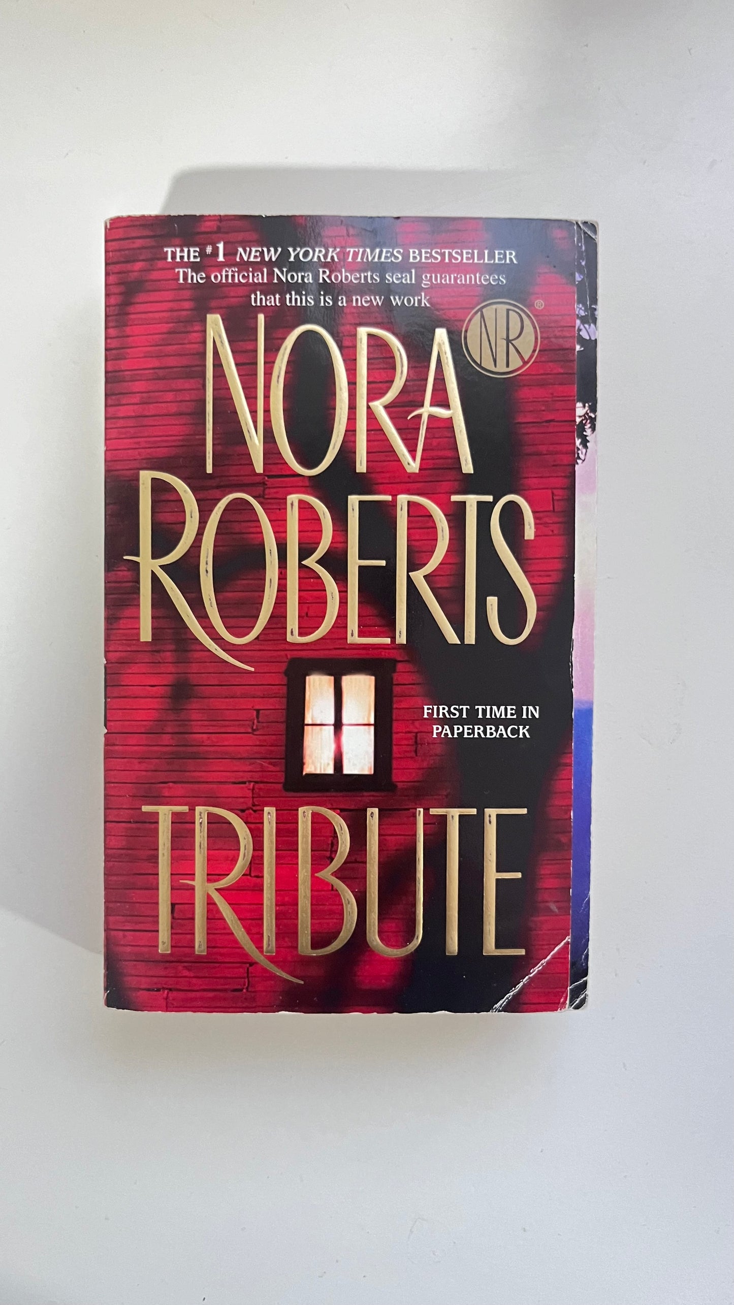 Tribute by Nora Roberts (Paperback )