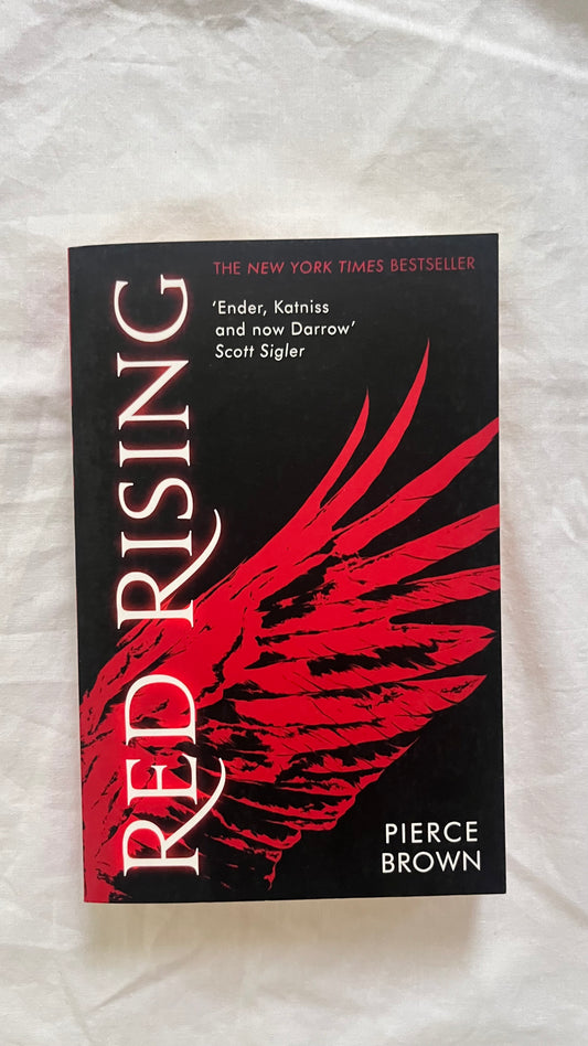 Red Rising by Pierce Brown (Paperback)