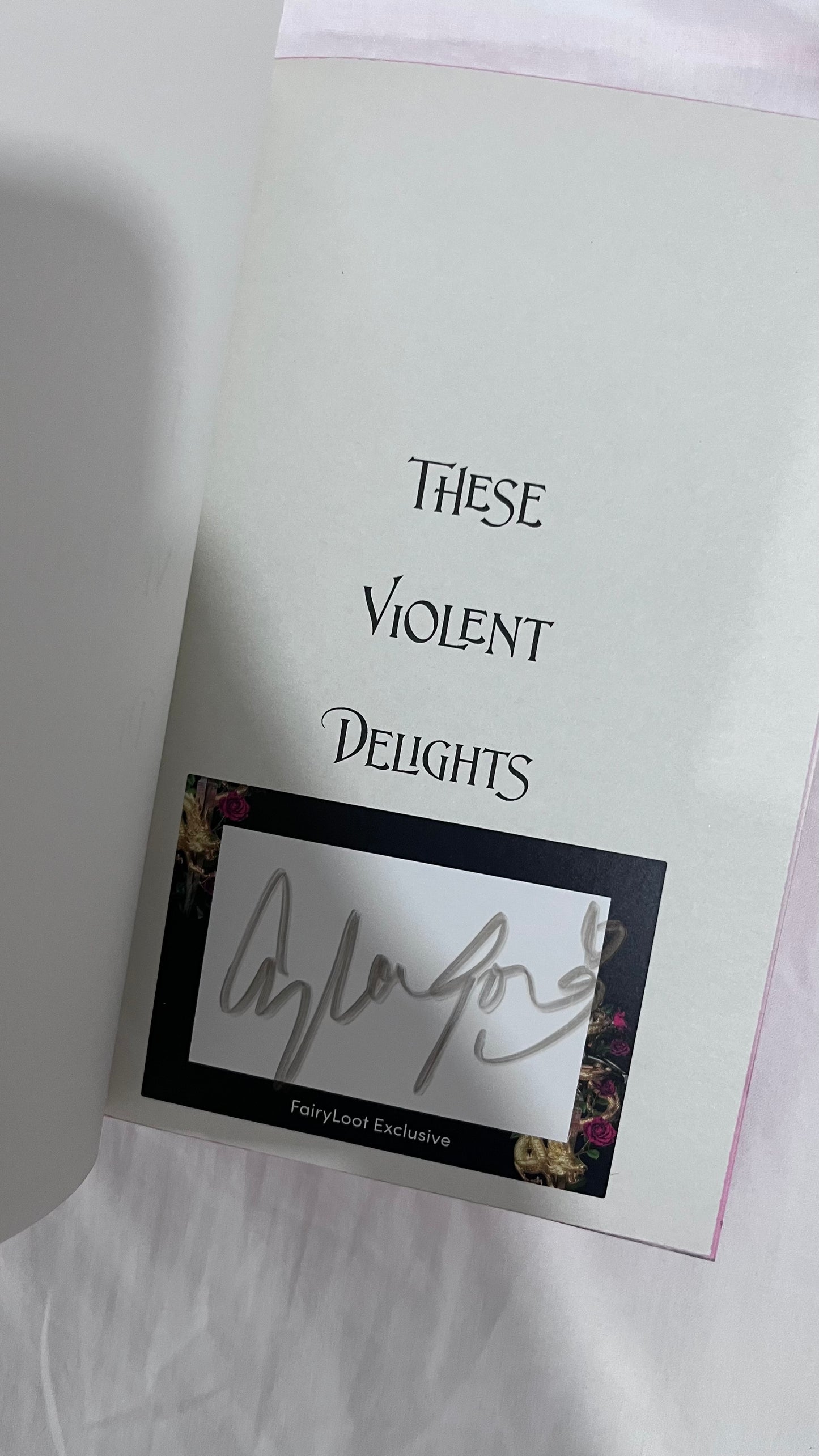 Fairyloot: These Violent Delights by Chloe Gong (Hardcover)