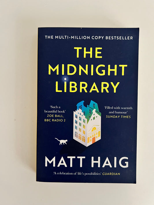 The Midnight Library by Matt Haig (Paperback)