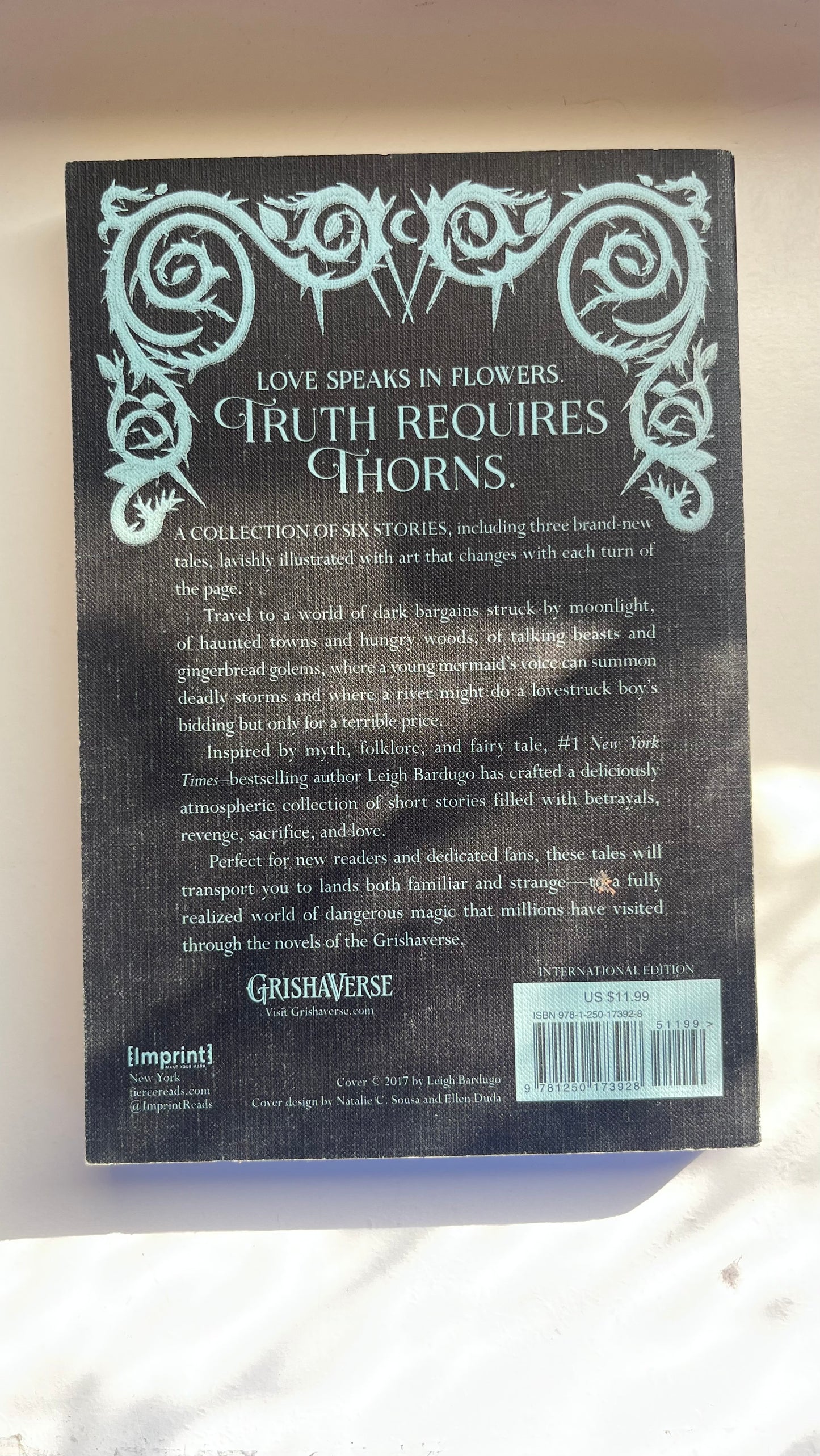 The Language Of Thorns by Leigh Bardugo (Paperback)