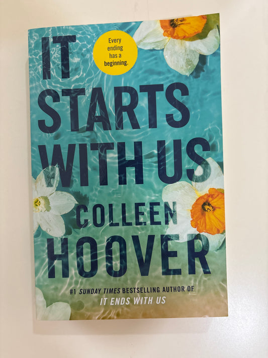 It starts with us by Colleen Hoover (paperback)