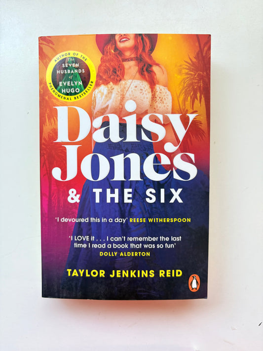 Daisy Jones and The Six by Taylor Jenkins Reid (Paperback)