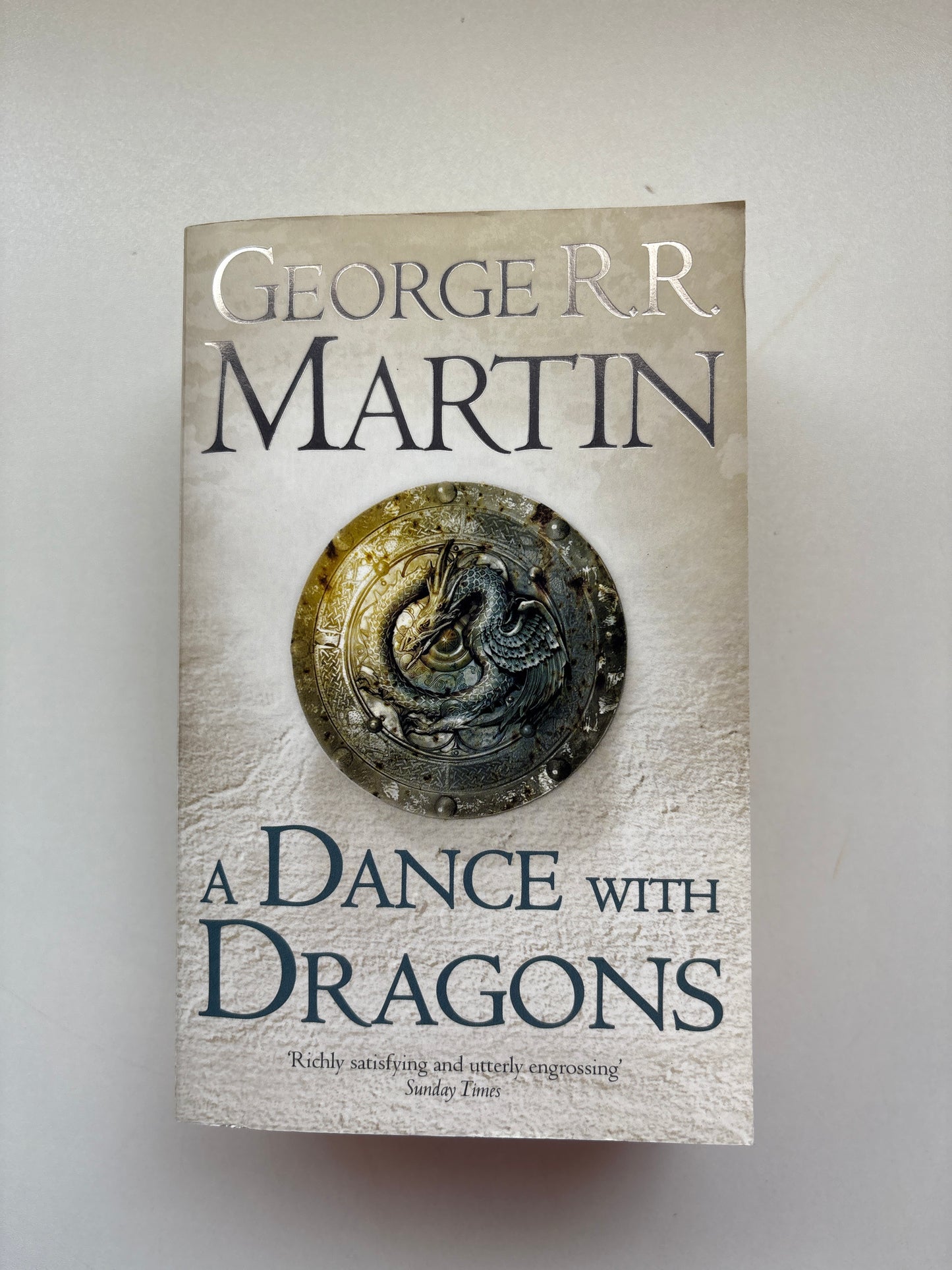 A Dance With Dragons by George R. R. Martin (Paperback)
