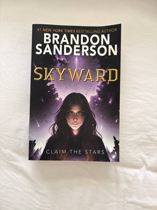 Skyward by Brandon Sanderson (Paperback)