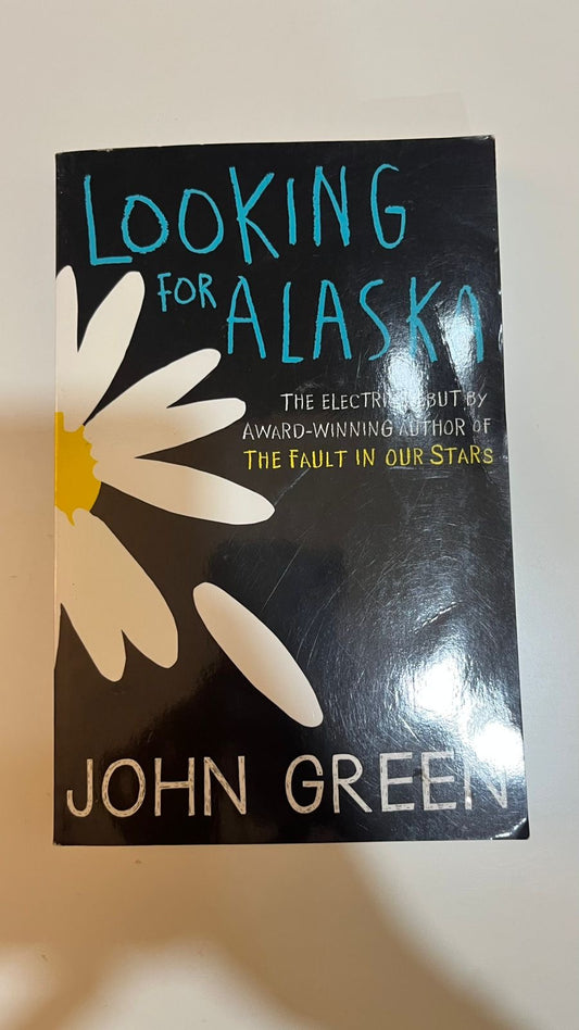 Looking for Alaska by John Green (Paperback)