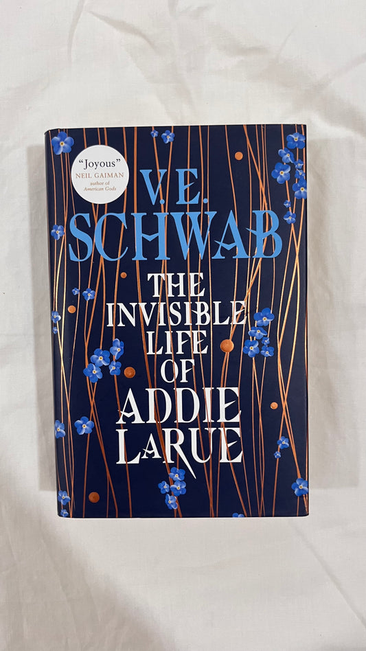 The Invisible Life of Addie Larue ( Hardcover)