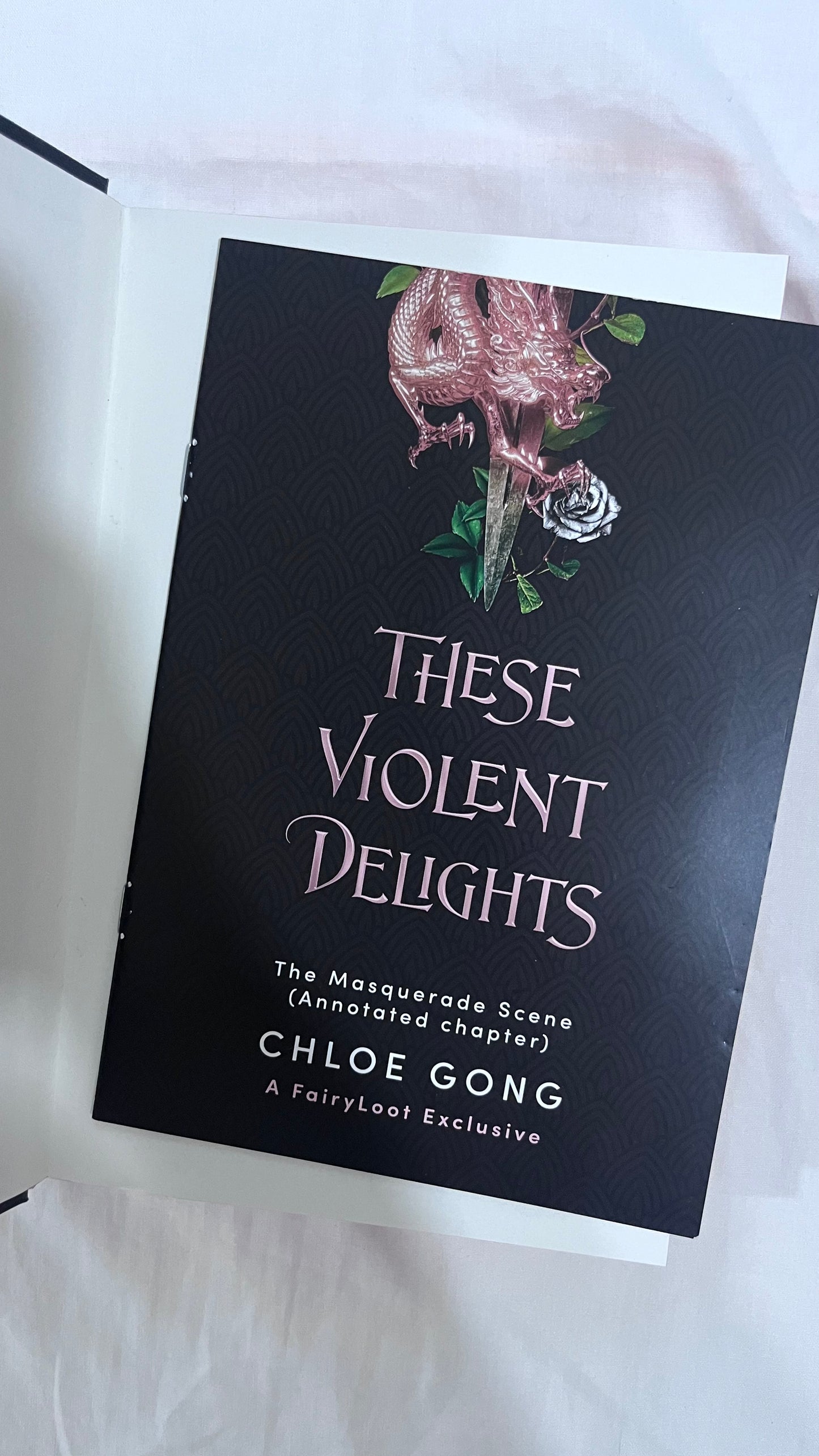 Fairyloot: These Violent Delights by Chloe Gong (Hardcover)