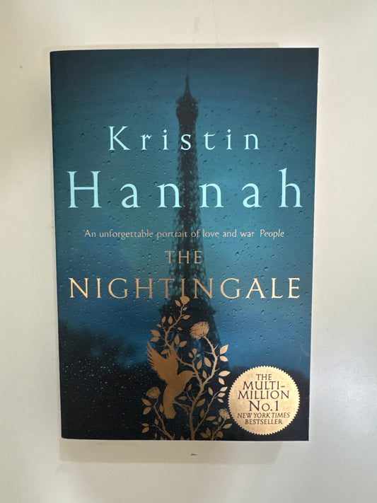 The nightingale by Kristin Hannah (Paperback)