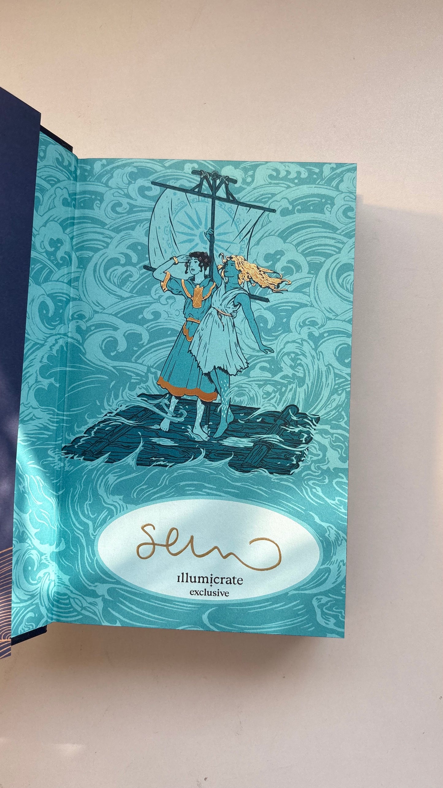 Illumicrate: Lies we sing to the sea by Sarah Underwood (Hardcover)