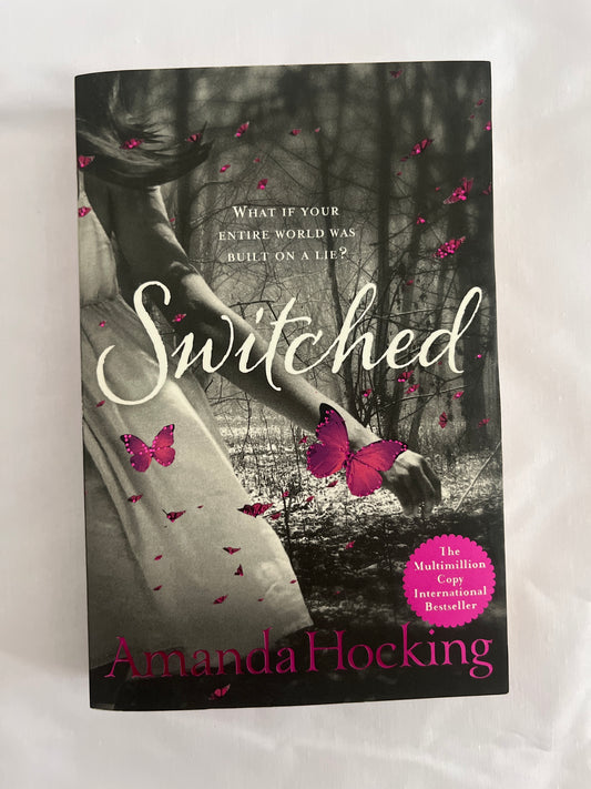 Switched by Amanda Hocking (Paperback)
