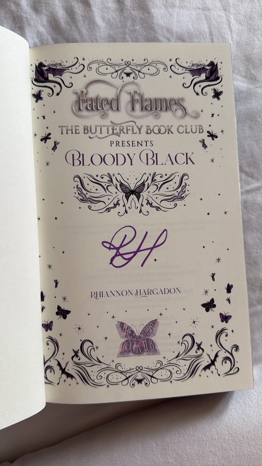 Butterfly Bookclub: Bloody black by Rhiannon Hargadon (Hardcover)