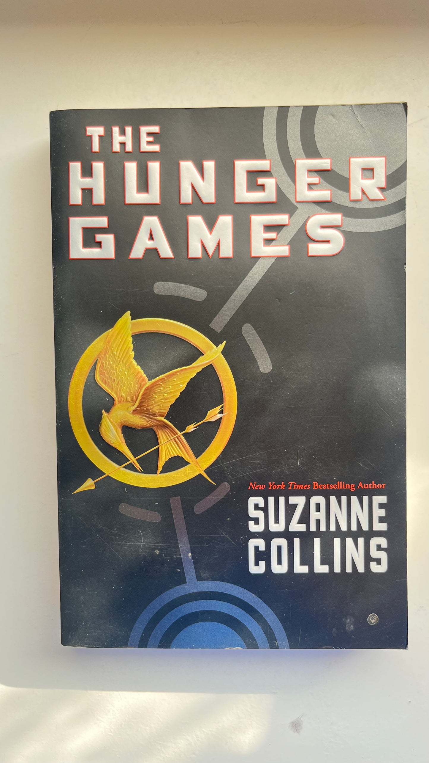 the Hunger Games by Suzanne Collins (Paperback)