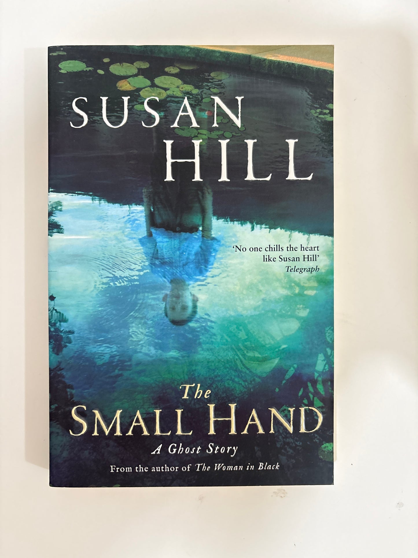 The Small Hand by Susan Hill (Paperback)