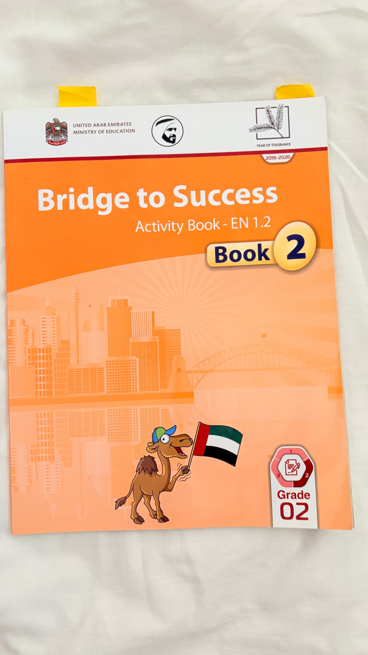 Bridge to success : Activity book 2 - En 1.2
