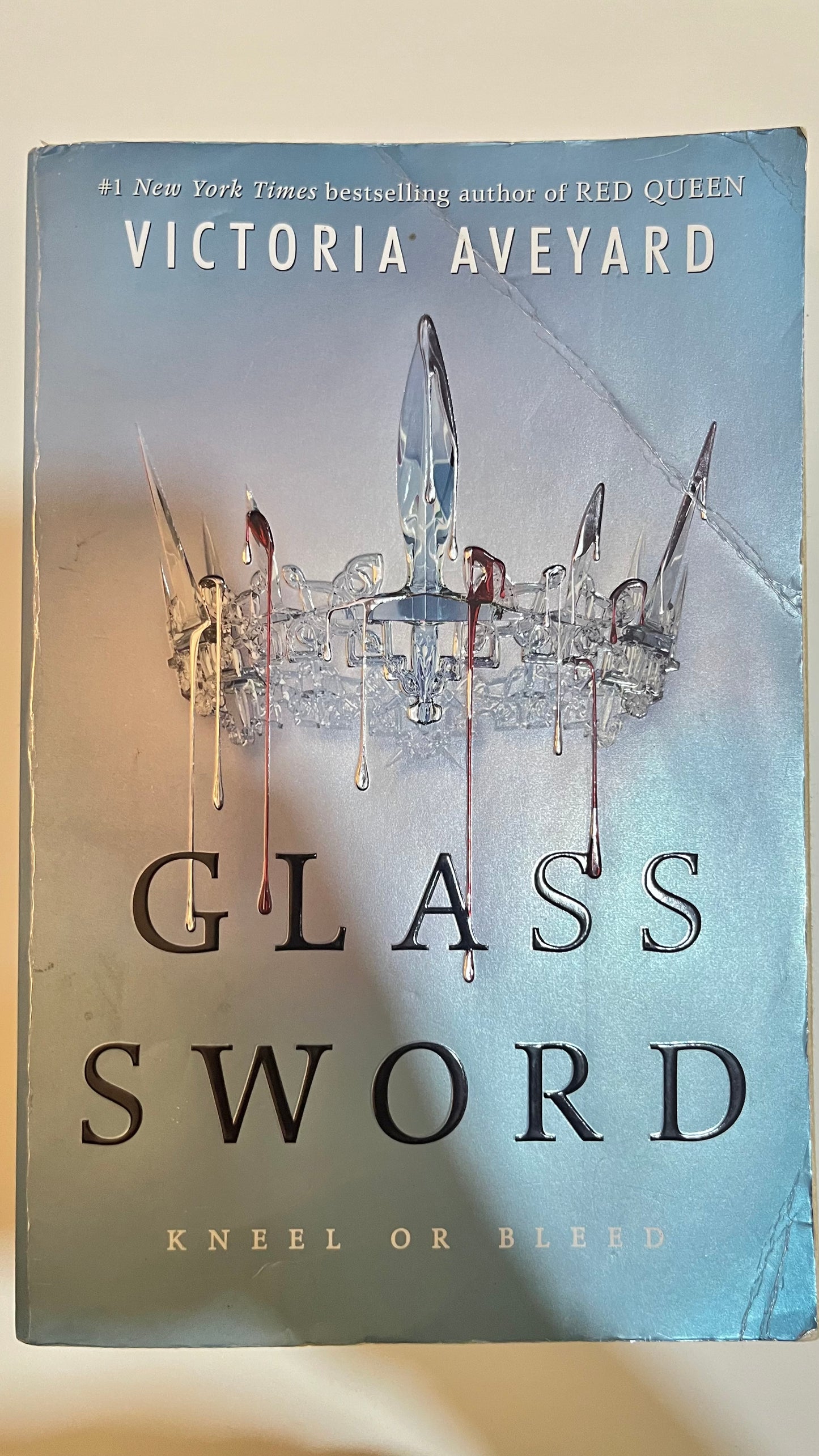 Glass Sword by Victoria Aveyard (Paperback)