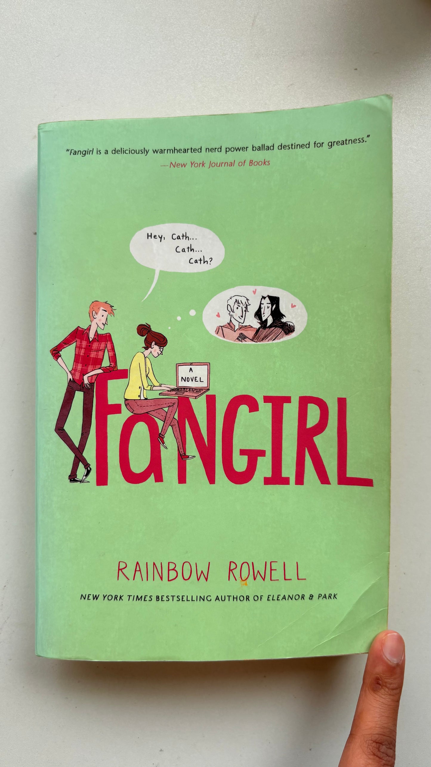 Fangirl by rainbow Rowell (Paperback)