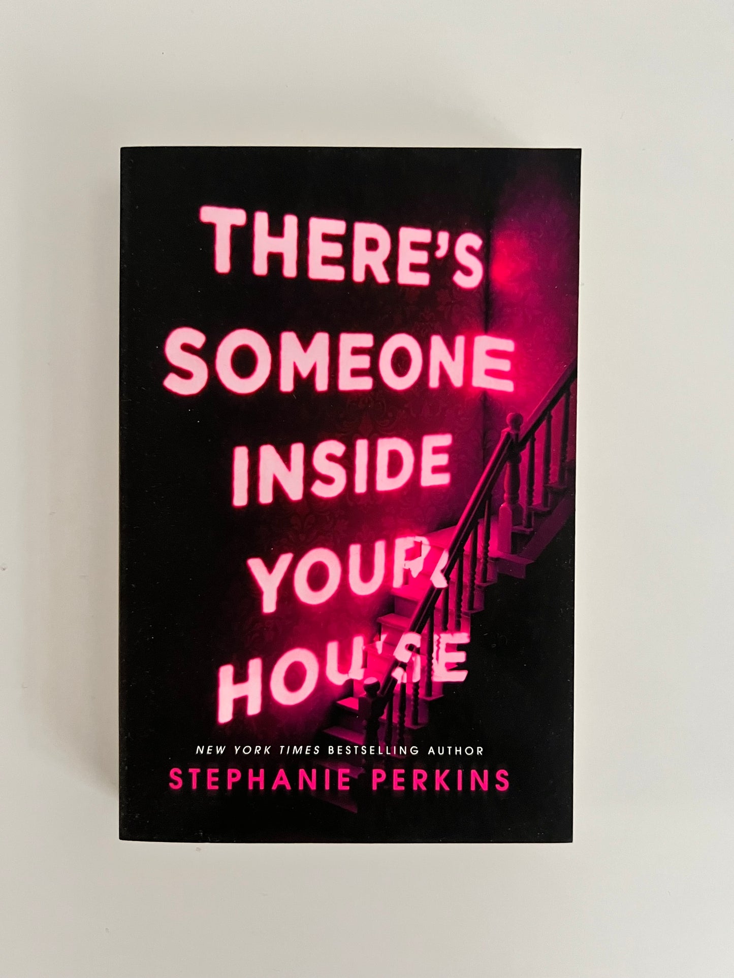 There’s someone inside your house by Stephanie Parker (Paperback)