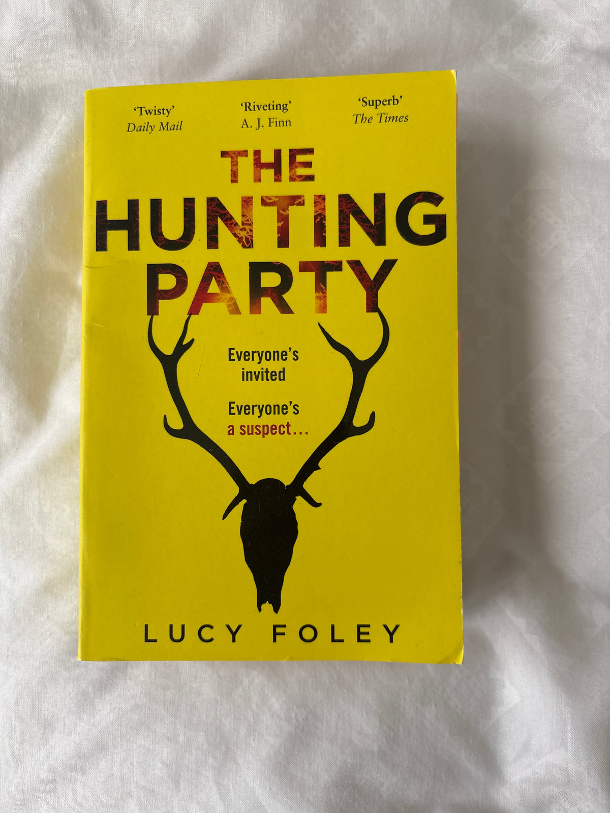 The hunting party by Lucy Foley (Paperback)